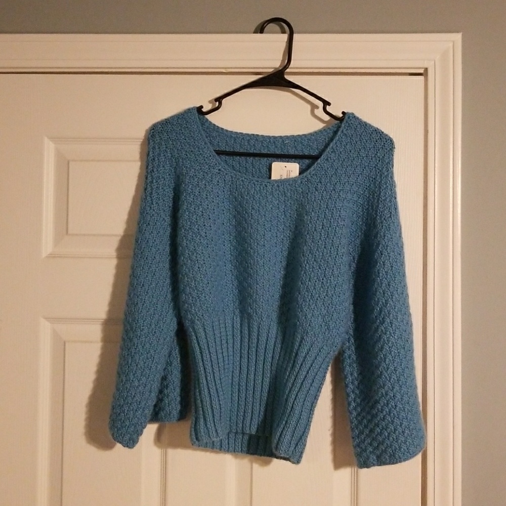 Nwt cashmere blend sweater